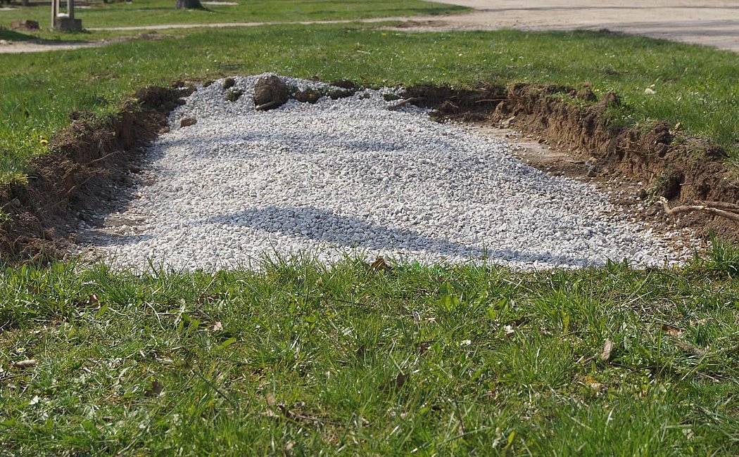 Gravel drainage layer as water-bearing layer